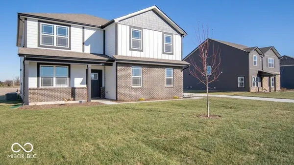 $319,900 | 8148 Shoreridge Terrace, Unit 23, Indianapolis, IN 46236