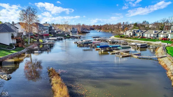 $325,000 | 8148 Shoreridge Terrace, Unit 23, Indianapolis, IN 46236