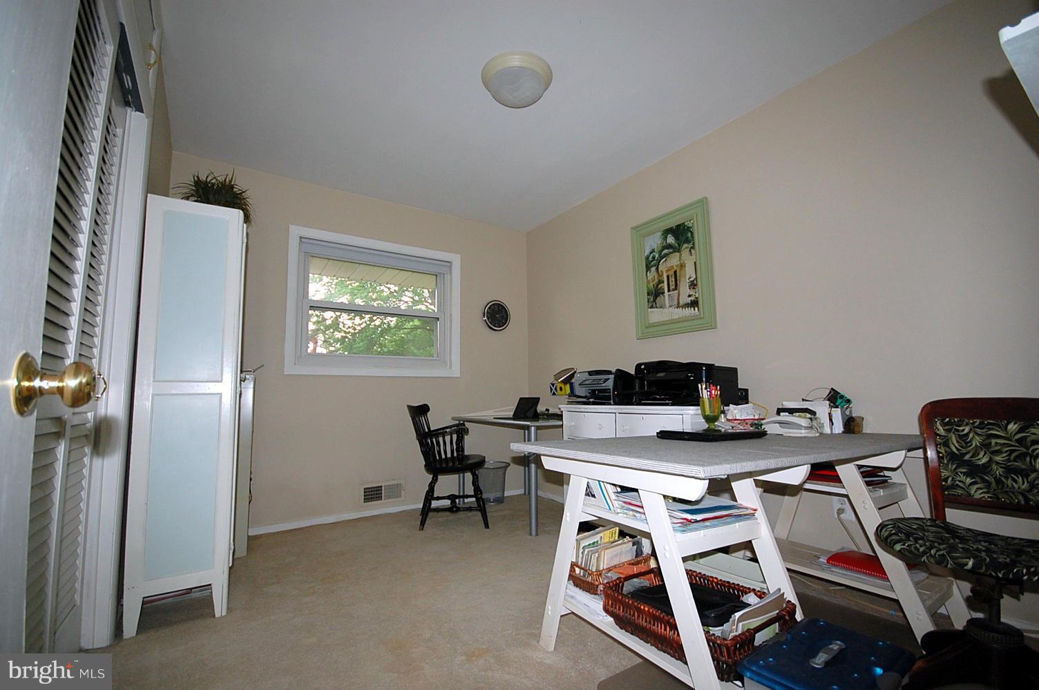 3901 Towanda Road Alexandria, VA 22303 - Photo 14 of 30 Bedroom