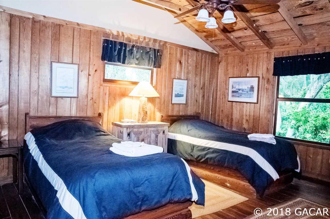 132 Sunny Side Beach Road Hawthorne, FL 32640 - Photo 17 of 21 Gallery Image 17