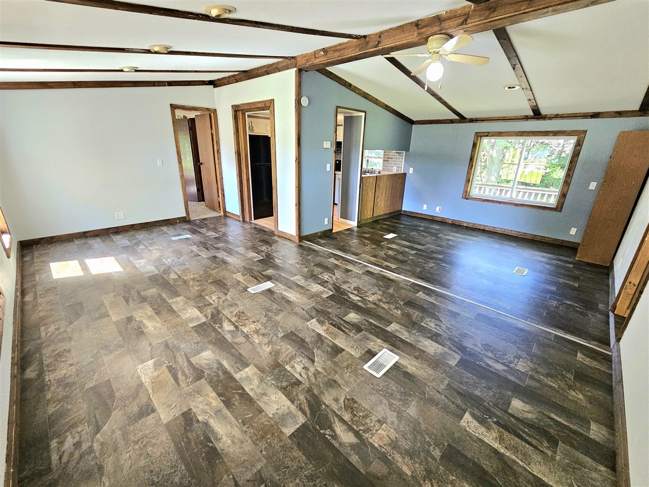 60452 Nottawa Road Sturgis, MI 49091 - Photo 8 of 30