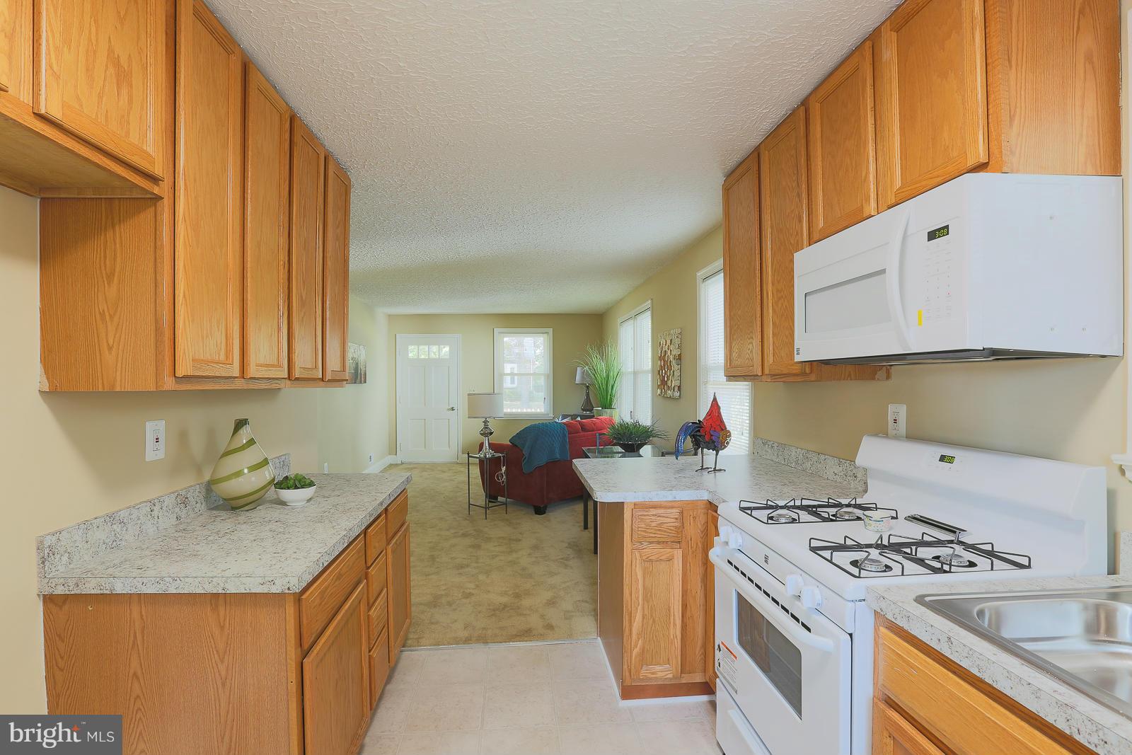 3603 Kenmar Road Baltimore, MD 21244 - Photo 17 of 30 Kitchen