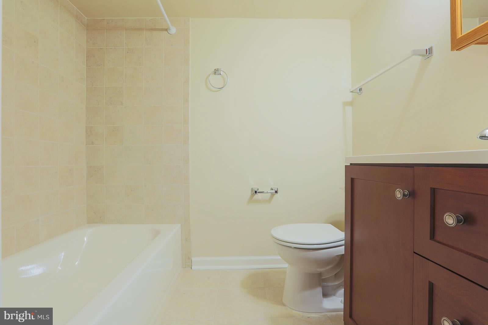 3603 Kenmar Road Baltimore, MD 21244 - Photo 23 of 30 Bath