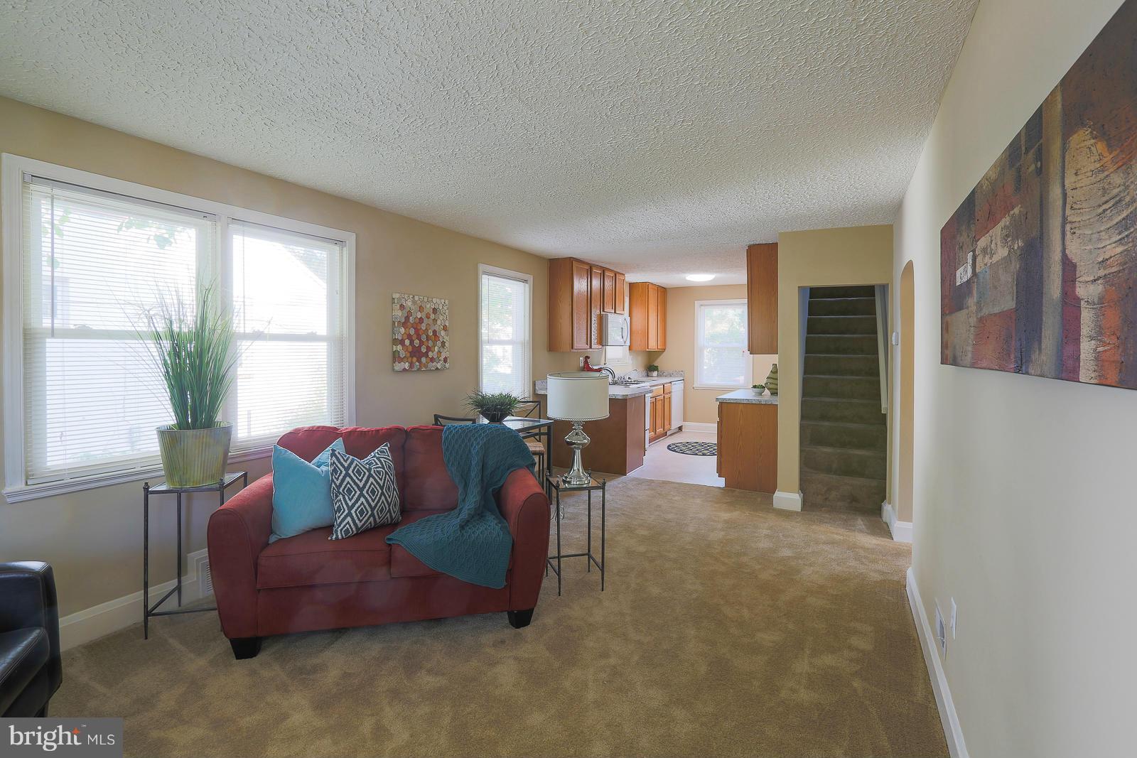 3603 Kenmar Road Baltimore, MD 21244 - Photo 10 of 30 Living Room