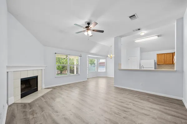 $1,850 | 3009 Hanstrom Court, Hutto, TX 78634