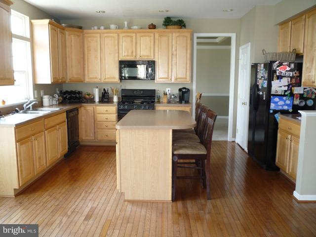 14402 Autumn Crest Road Boyds, MD 20841 - Photo 16 of 25 Kitchen