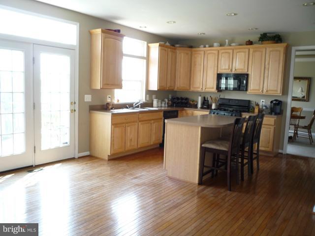 14402 Autumn Crest Road Boyds, MD 20841 - Photo 20 of 25 Kitchen