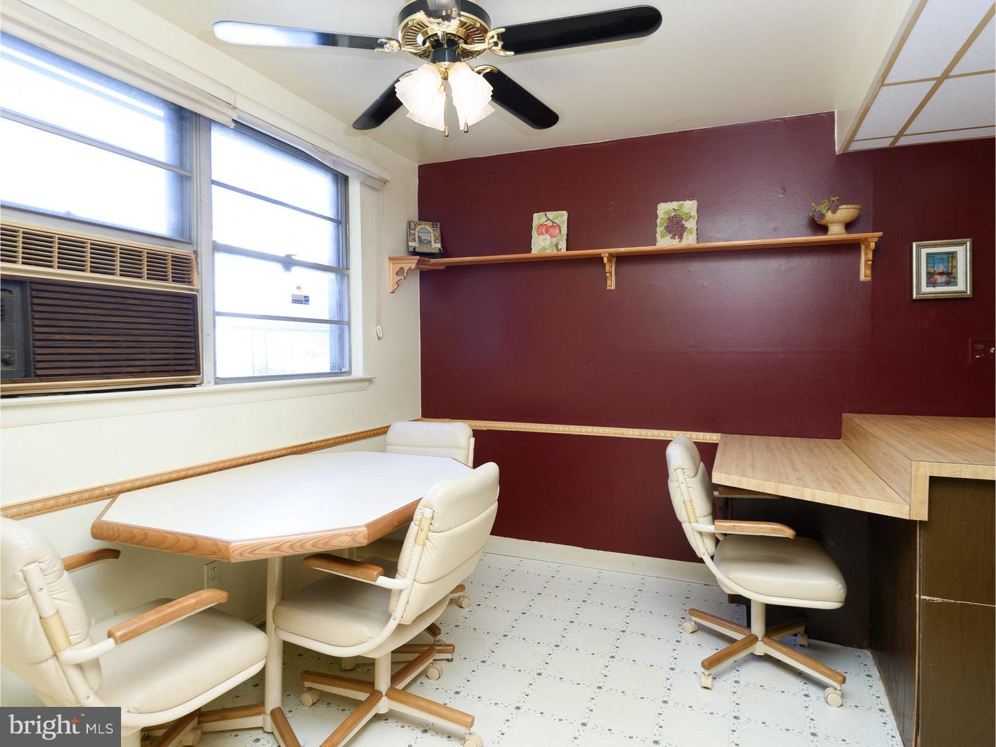 9740 Susan Road Philadelphia, PA 19115 - Photo 13 of 25 Kitchen