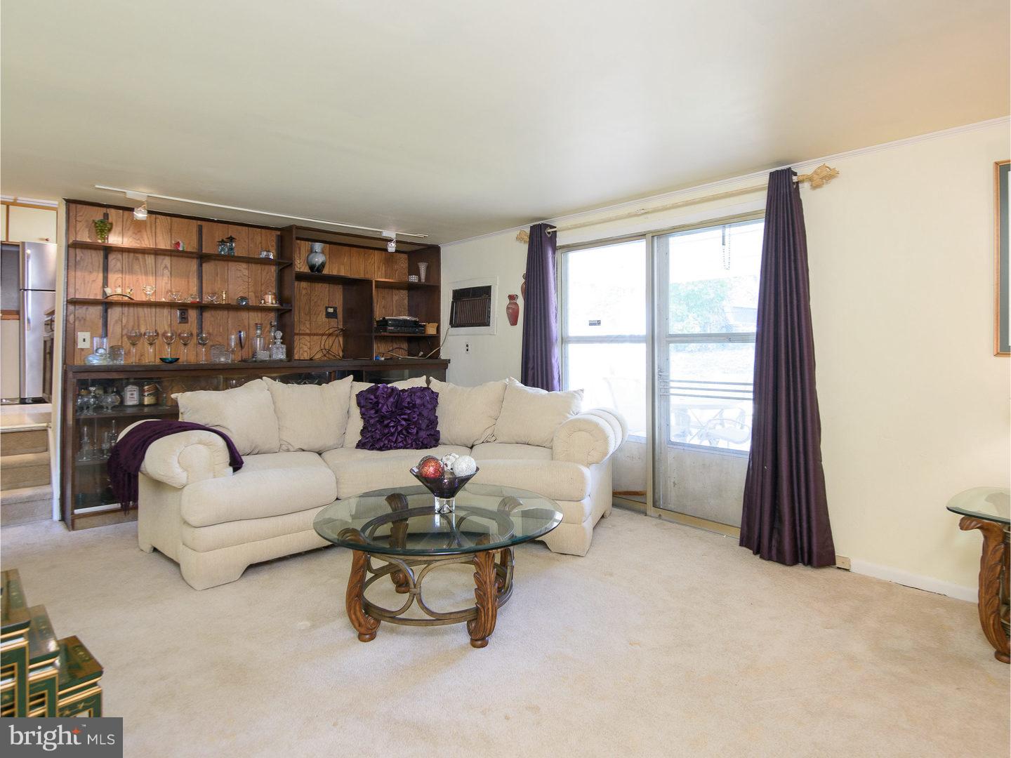 9740 Susan Road Philadelphia, PA 19115 - Photo 16 of 25 Family Room