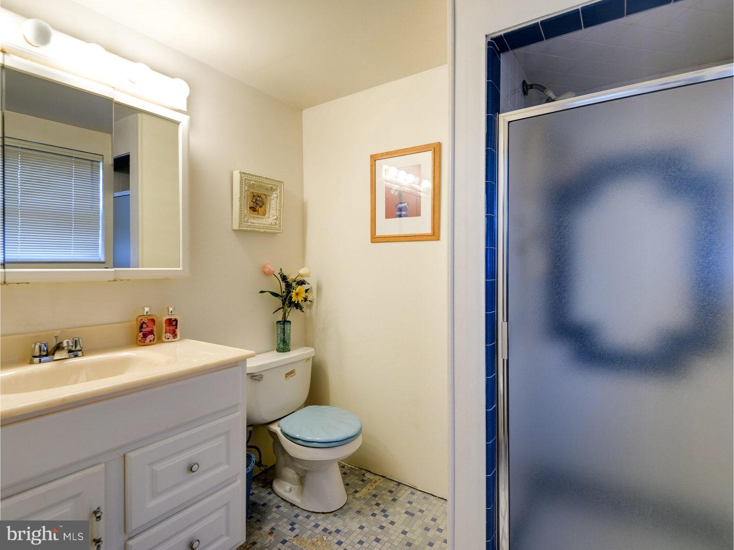 9740 Susan Road Philadelphia, PA 19115 - Photo 22 of 25 Master Bathroom