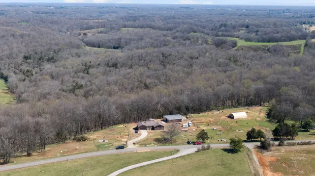 $499,900 | 239 Henry Bayless Road, Ardmore, TN 38449