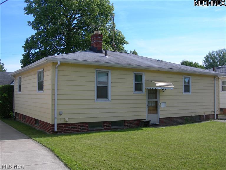 9336 Berkshire Road Cleveland, OH 44130 - Photo 4 of 21
