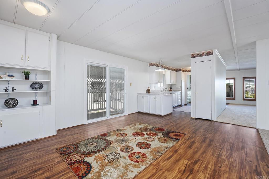 7467 Mission Gorge Road, Unit SPC 81 Santee, CA 92071 - Photo 6 of 36 a room with a bed and a window