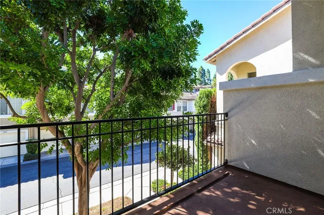 $965,000 | 309 Falcon Creek, Irvine, CA 92618