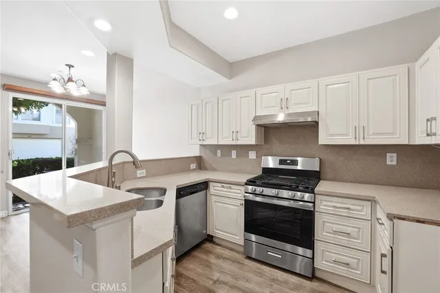 $965,000 | 309 Falcon Creek, Irvine, CA 92618