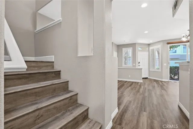 $965,000 | 309 Falcon Creek, Irvine, CA 92618