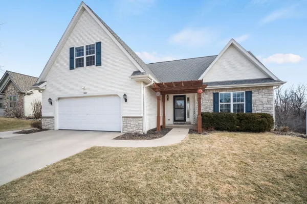 $464,900 | 1243 Firethorn Drive, West Bend, WI 53090