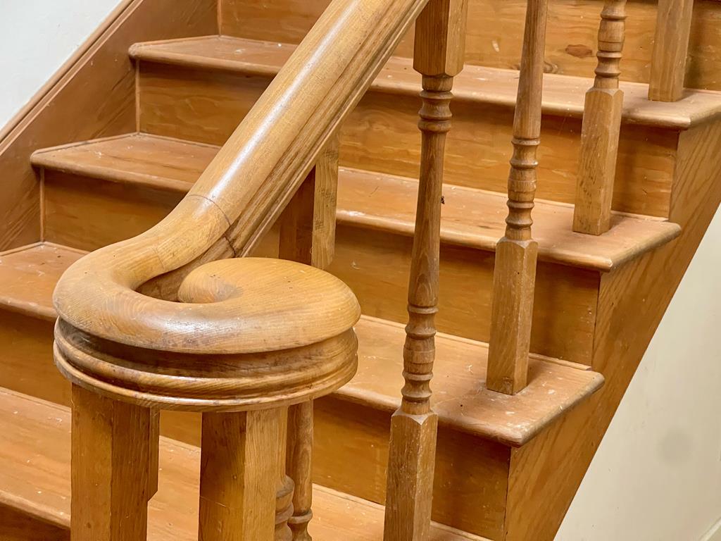 574 Old Chipley Road Pine Mountain, GA 31822 - Photo 3 of 61 a bathroom with a sink and mirror