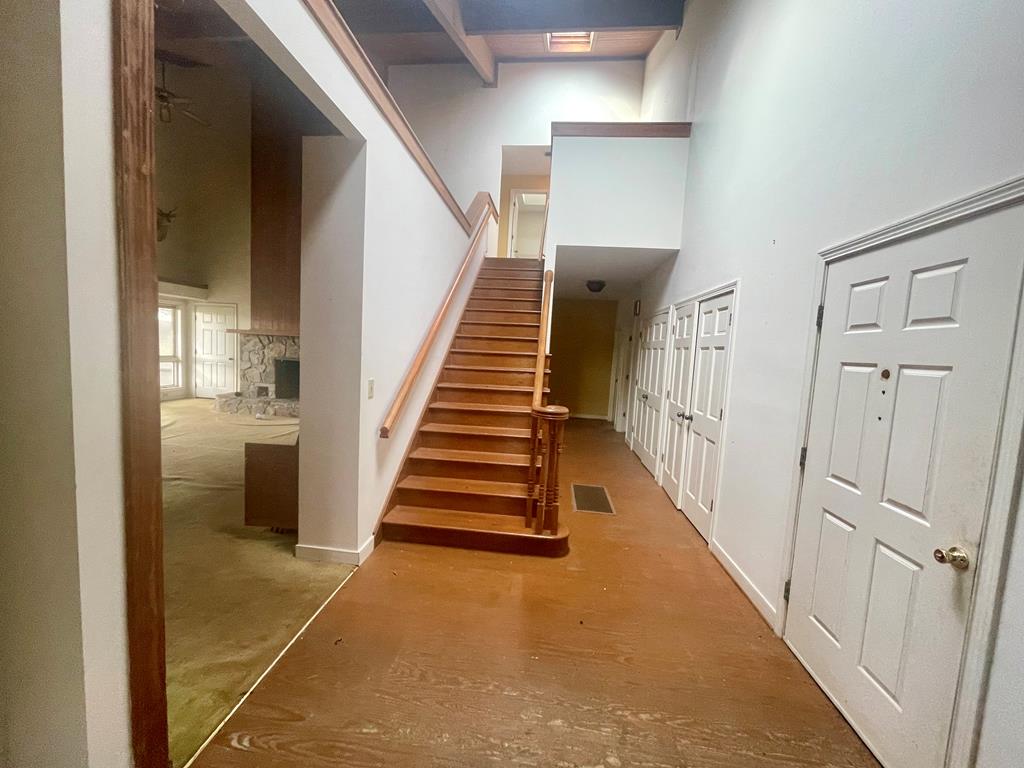 574 Old Chipley Road Pine Mountain, GA 31822 - Photo 34 of 61 a view of a hallway with staircase