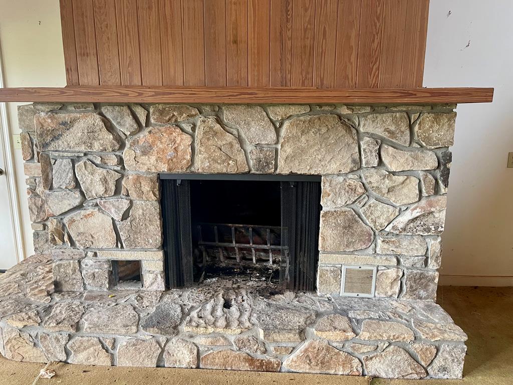 574 Old Chipley Road Pine Mountain, GA 31822 - Photo 8 of 61 a view of a fireplace