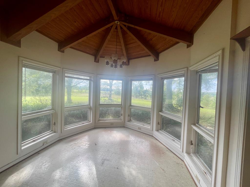 574 Old Chipley Road Pine Mountain, GA 31822 - Photo 9 of 61 a view of outdoor space and balcony