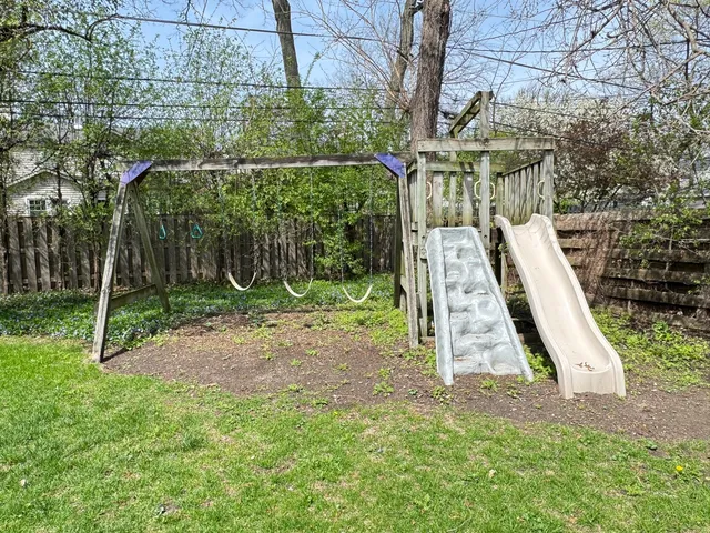 $449,000 | 630 South Dryden Place, Arlington Heights, IL 60005