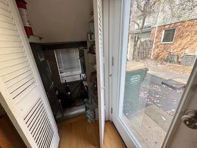 $449,000 | 630 South Dryden Place, Arlington Heights, IL 60005