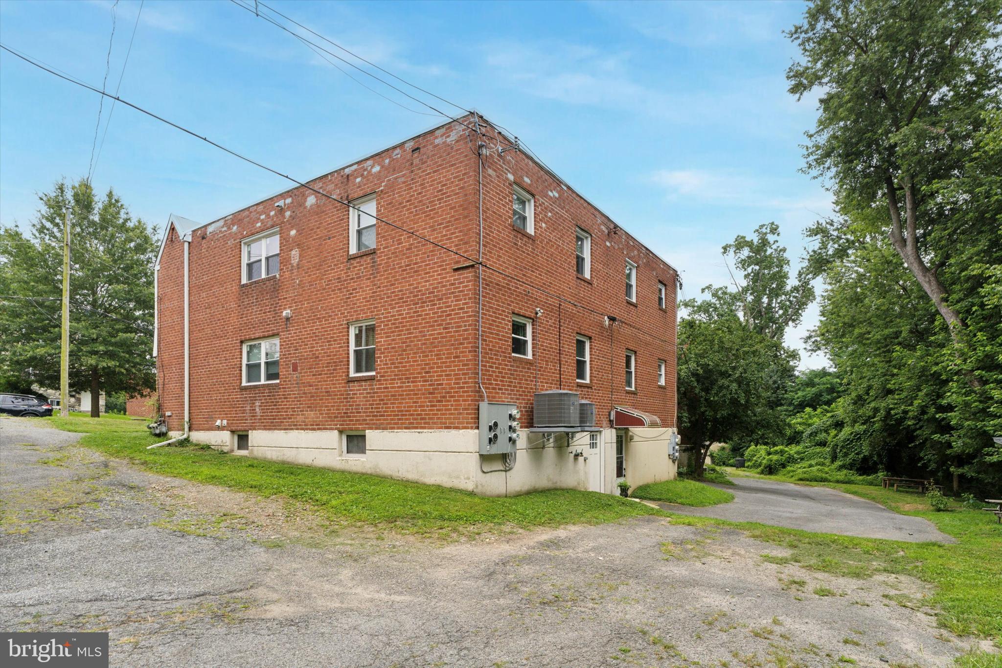 421 West Jefferson Street, Unit B Media, PA 19063 - Photo 14 of 15 Gallery Image 14