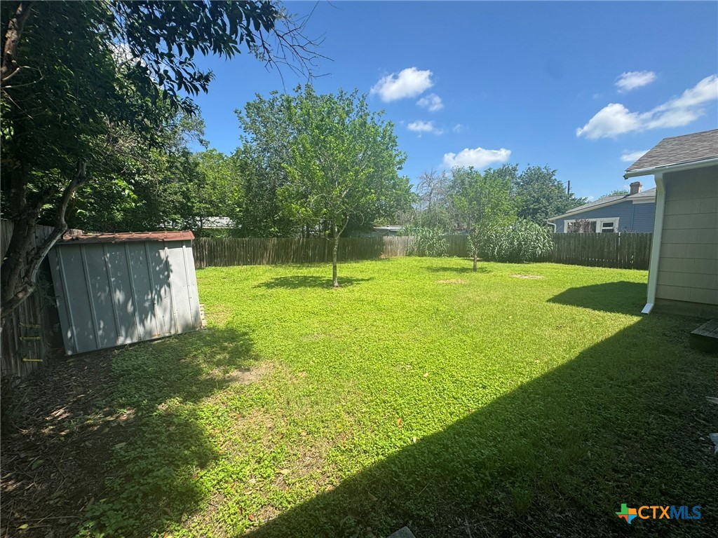 809 Leissner Street Seguin, TX 78155 - Photo 7 of 7