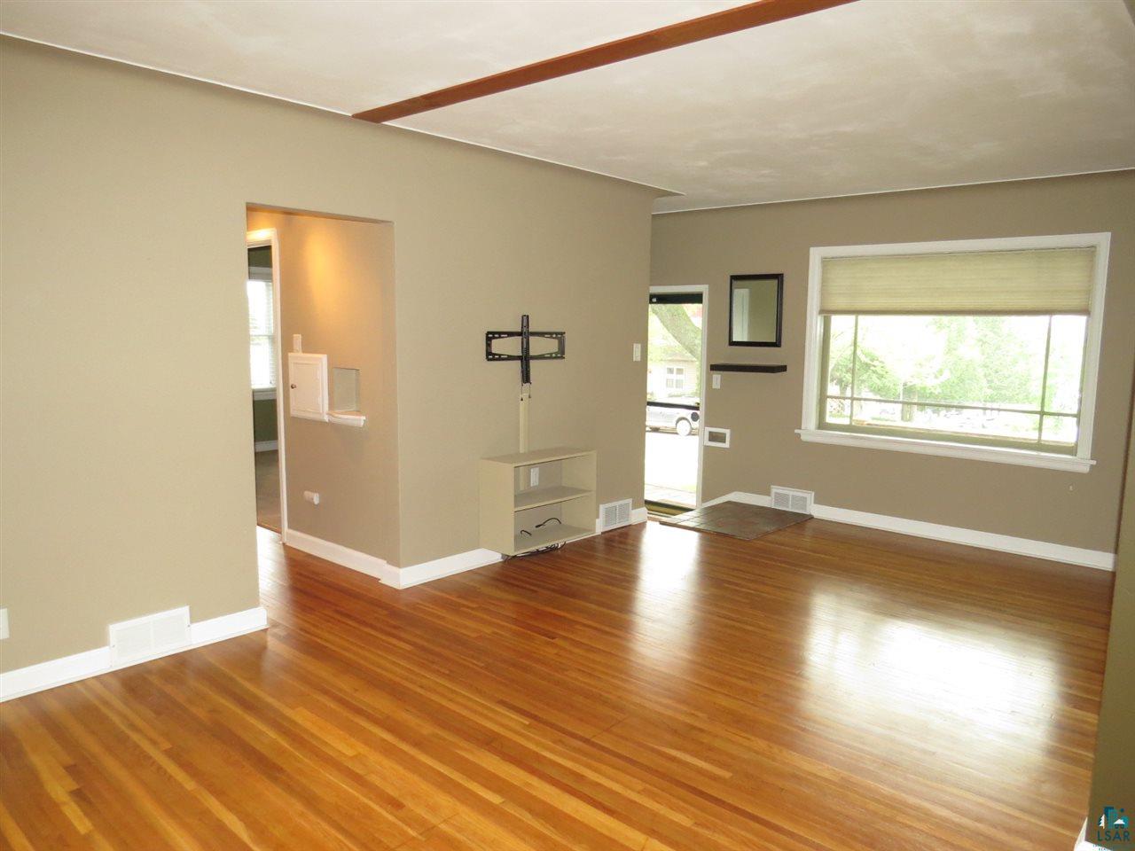 5215 Oneida Street Duluth, MN 55804 - Photo 4 of 18 Gallery Image 4