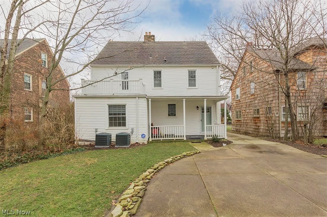 16315 Fernway Road Cleveland, OH 44120 - Photo 2 of 33