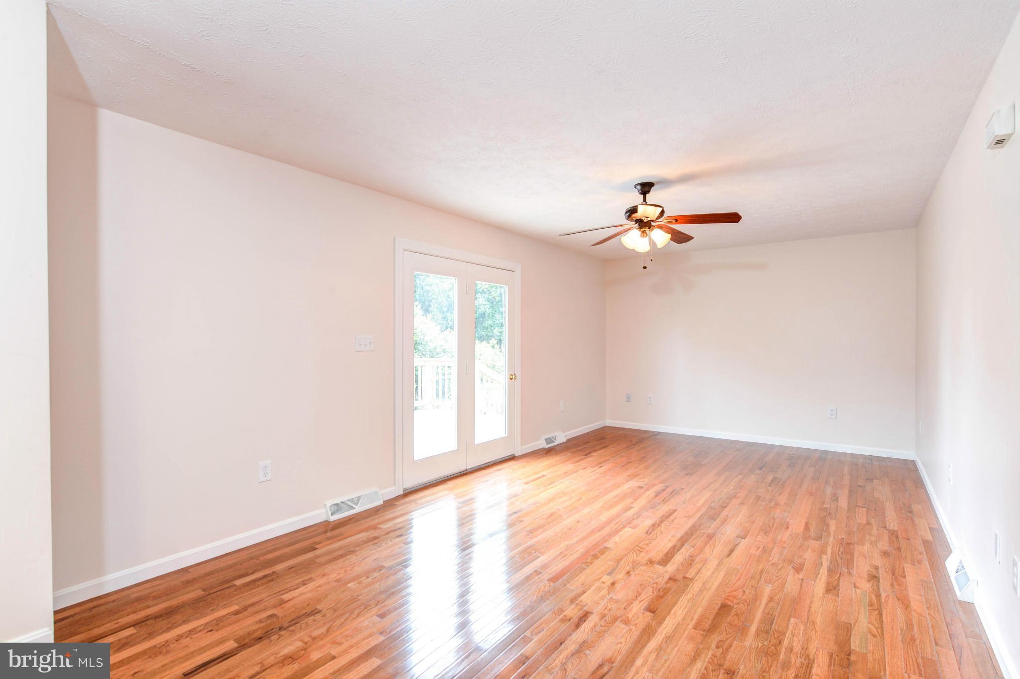 431 Wilson Road Rising Sun, MD 21911 - Photo 11 of 27 Family Room