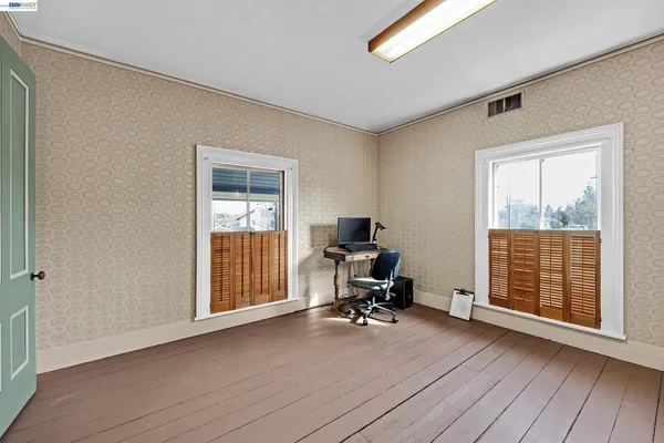 $1,749,000 | 2211 College Avenue, Livermore, CA 94550