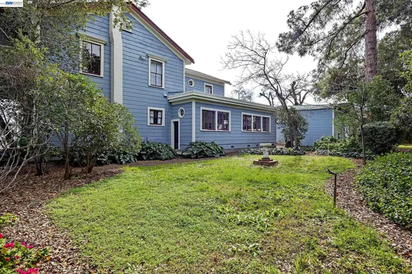 $1,749,000 | 2211 College Avenue, Livermore, CA 94550