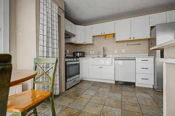 a view of a storage & utility room
