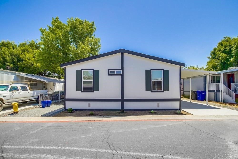 10767 Jamacha Spring Valley, Unit SPC 191 Spring Valley, CA 91978 - Photo 3 of 40 Gallery Image 3