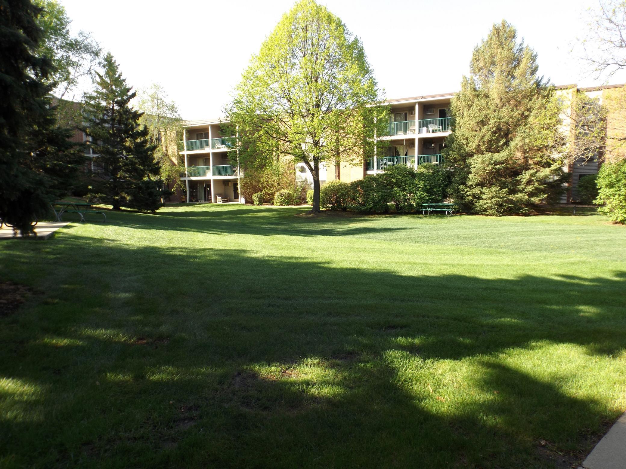 3155 Coachman Road, Unit 275 Eagan, MN 55121 - Photo 8 of 18 Gallery Image 8