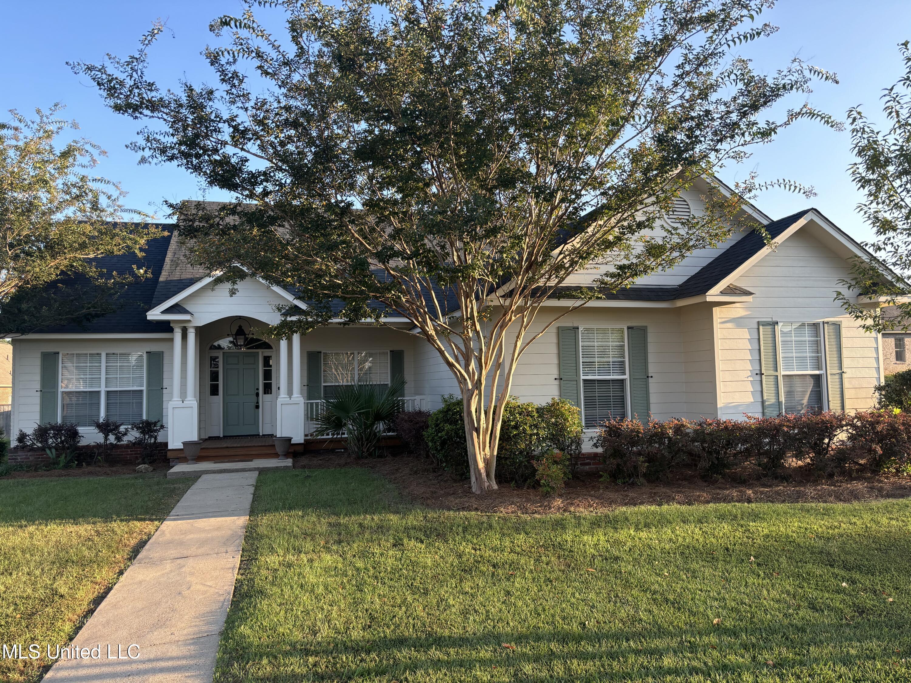 121 Porter Ridge Canton, MS 39046 - Photo 1 of 33 IMG_9044