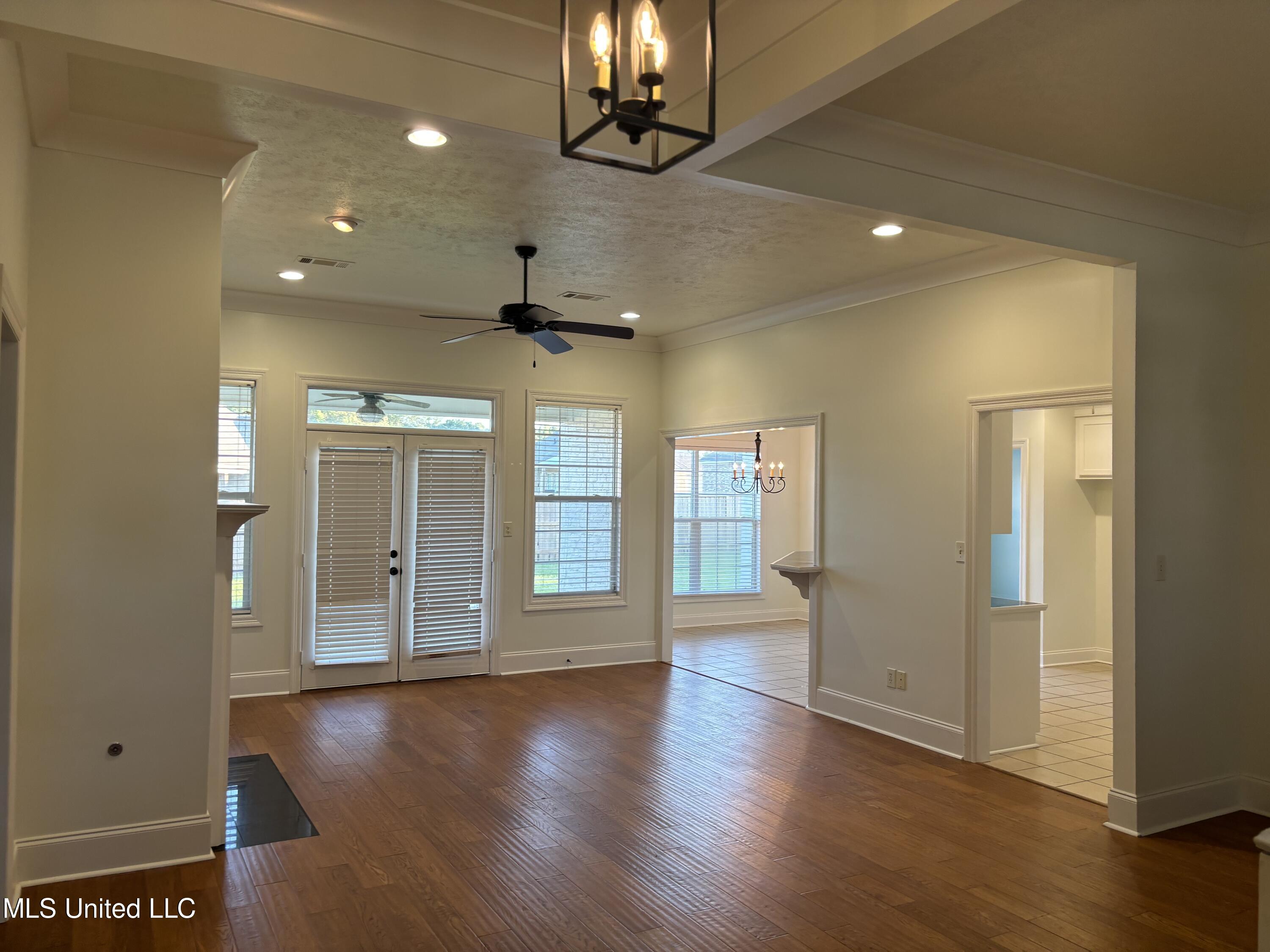 121 Porter Ridge Canton, MS 39046 - Photo 14 of 33 IMG_9053