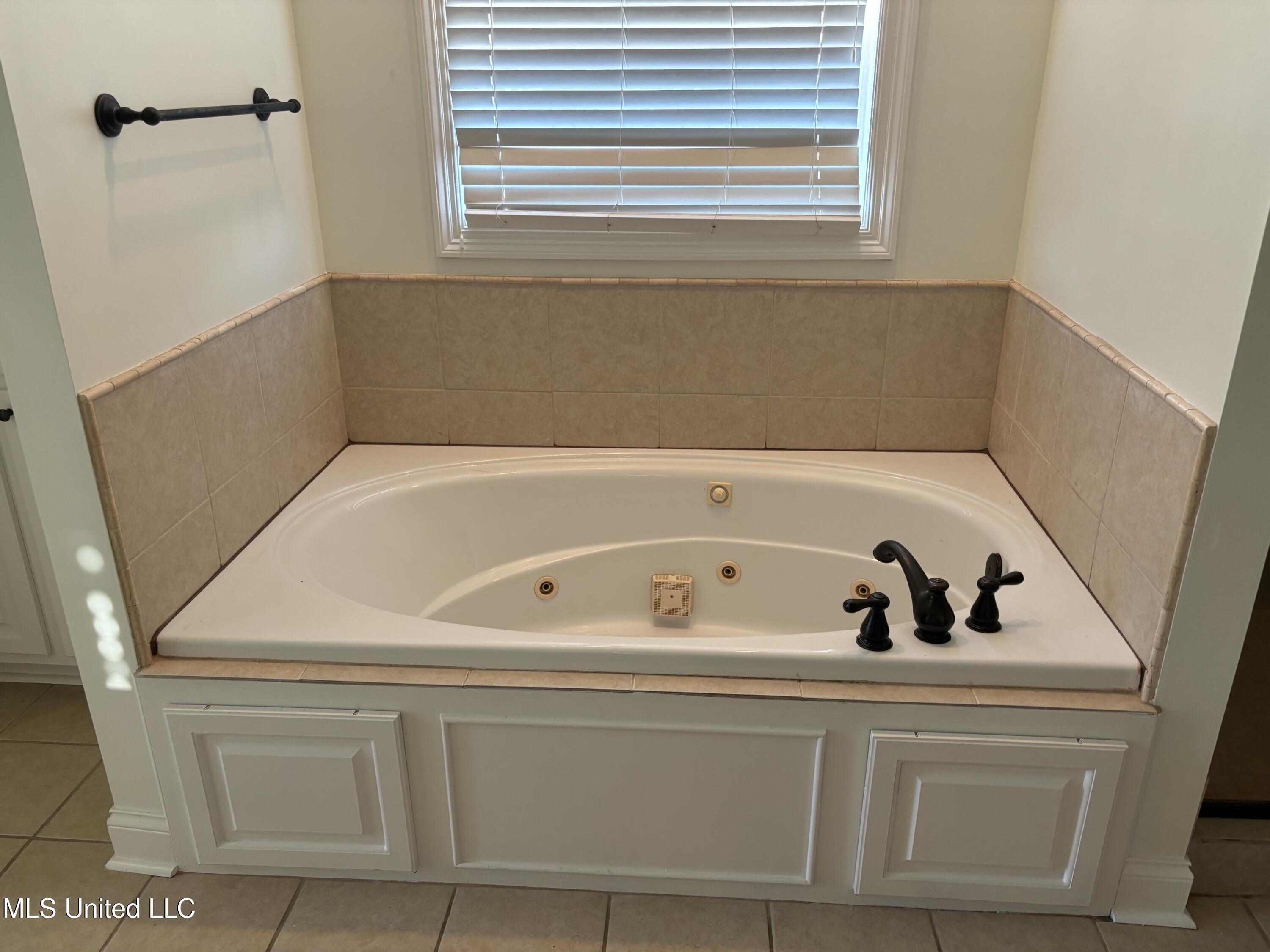 121 Porter Ridge Canton, MS 39046 - Photo 23 of 33 IMG_8975
