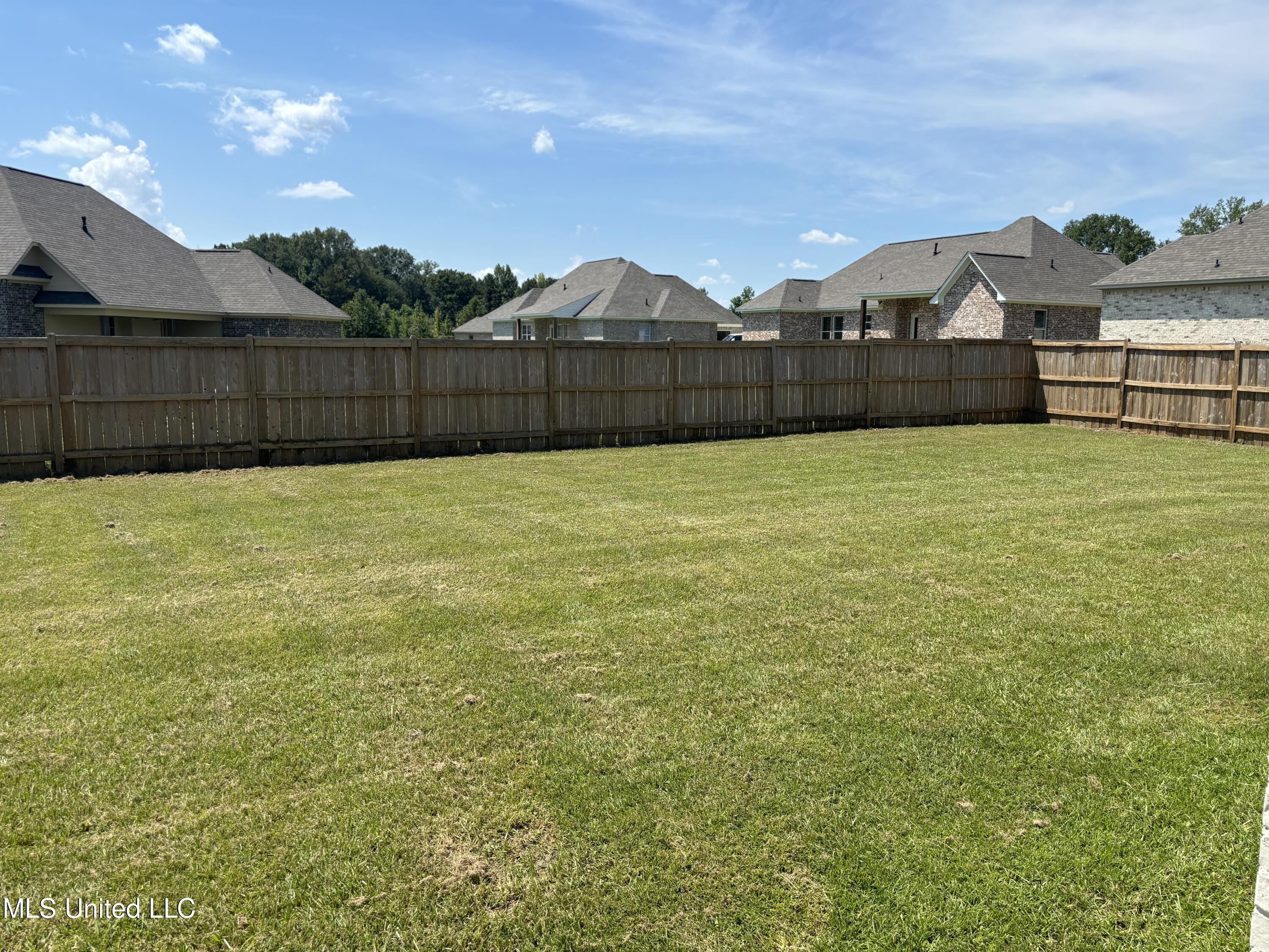 121 Porter Ridge Canton, MS 39046 - Photo 7 of 33 IMG_8820