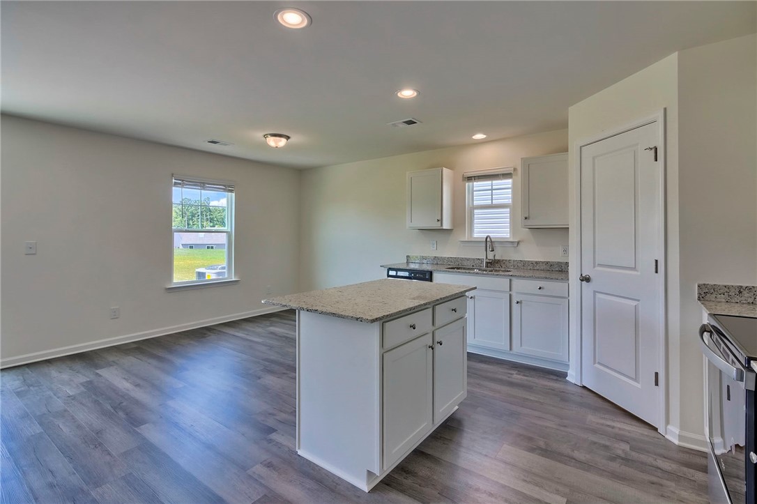 1012 Fairfield Drive Seneca, SC 29678 - Photo 13 of 24