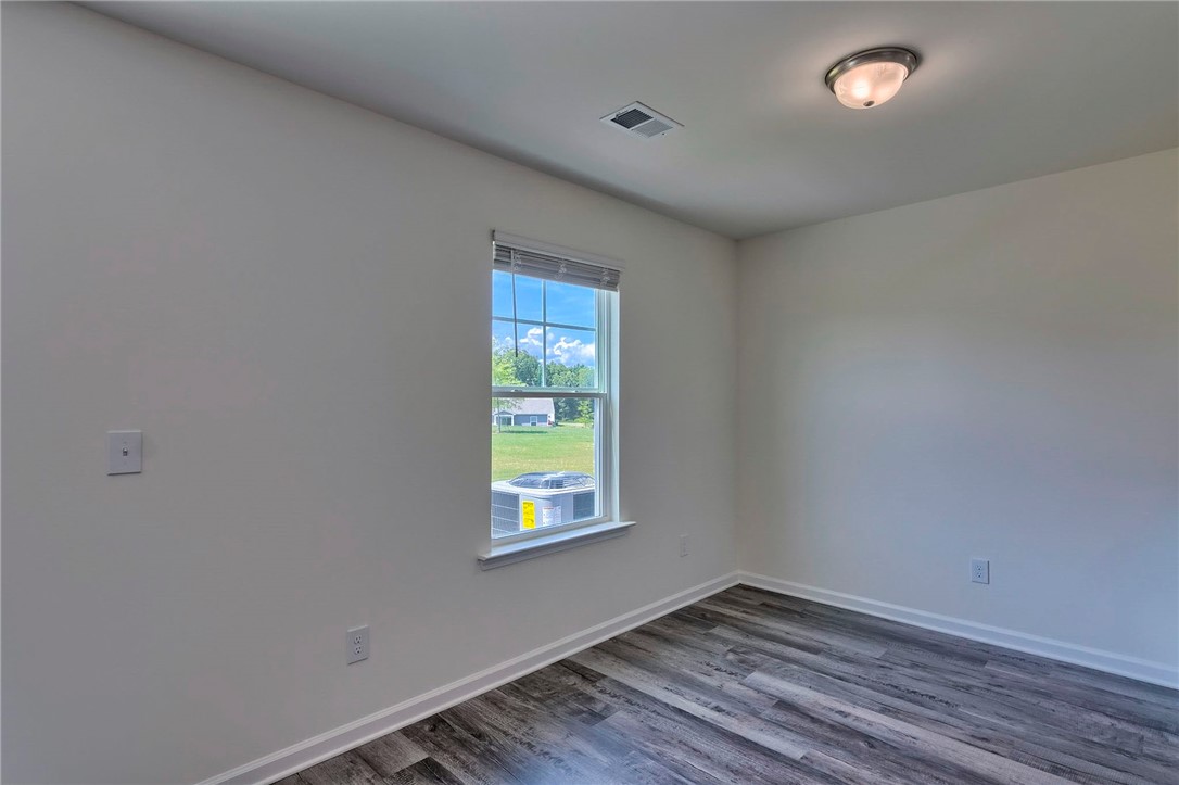 1012 Fairfield Drive Seneca, SC 29678 - Photo 8 of 24