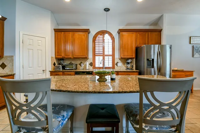 $289,999 | 20743 Oakhurst Park Drive, Porter, TX 77365