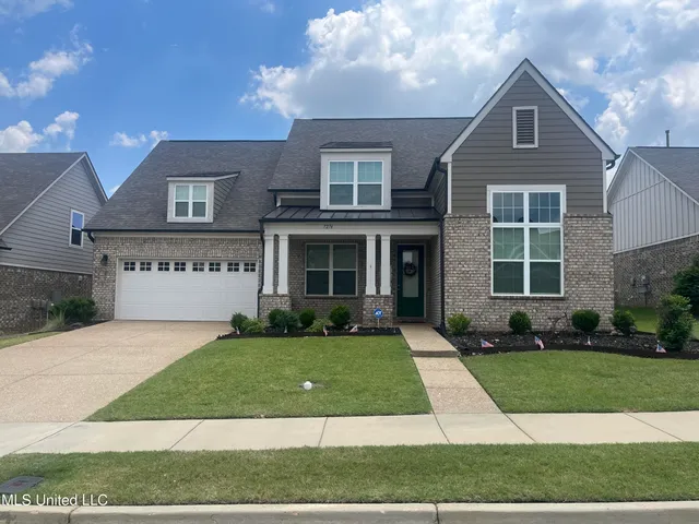 $424,000 | 7276 Edgewater Drive, Olive Branch, MS 38654