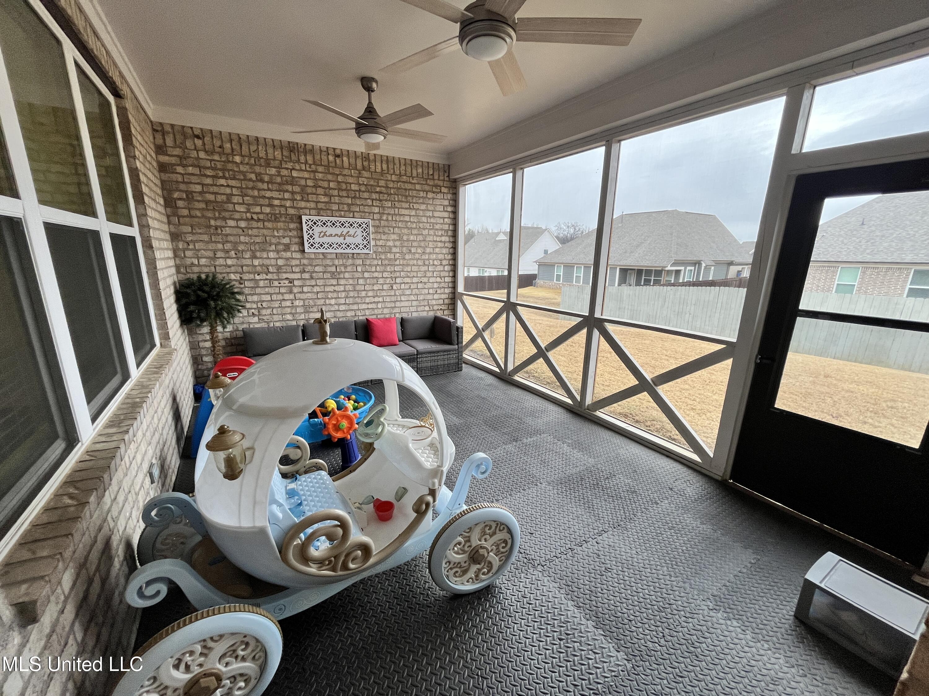 7276 Edgewater Drive Olive Branch, MS 38654 - Photo 33 of 41 20260121_200304371_iOS