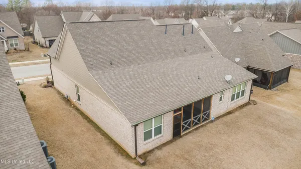 $399,900 | 7276 Edgewater Drive, Olive Branch, MS 38654