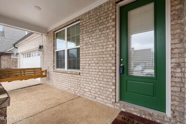 $399,900 | 7276 Edgewater Drive, Olive Branch, MS 38654