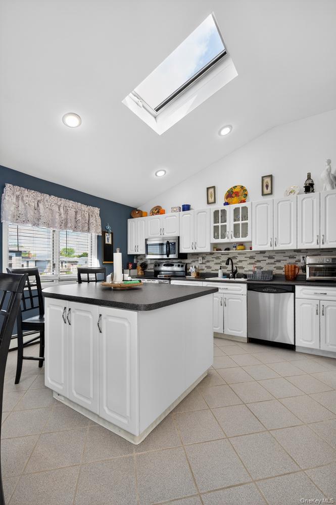2862 Island Channel Road Seaford, NY 11783 - Photo 14 of 35