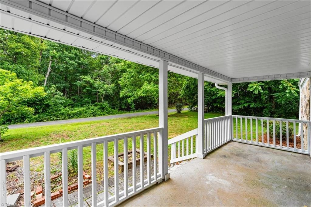 1185 Hancock Road Sandy Ridge, NC 27046 - Photo 4 of 35